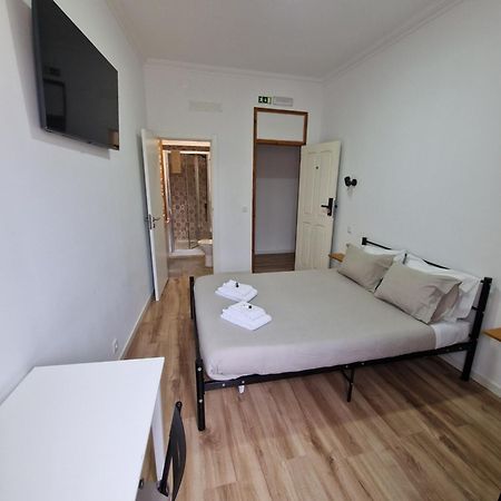 Wolley - Peniche Guesthouse Exterior foto