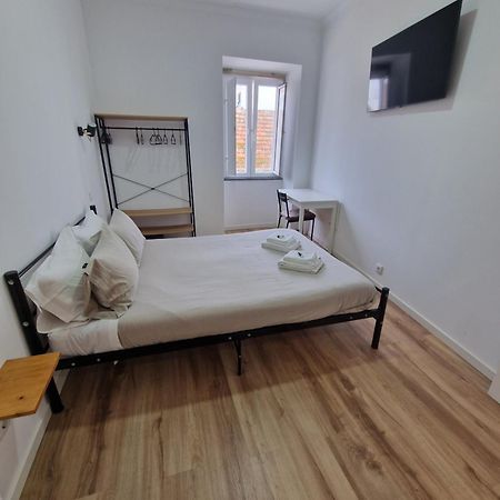 Wolley - Peniche Guesthouse Exterior foto