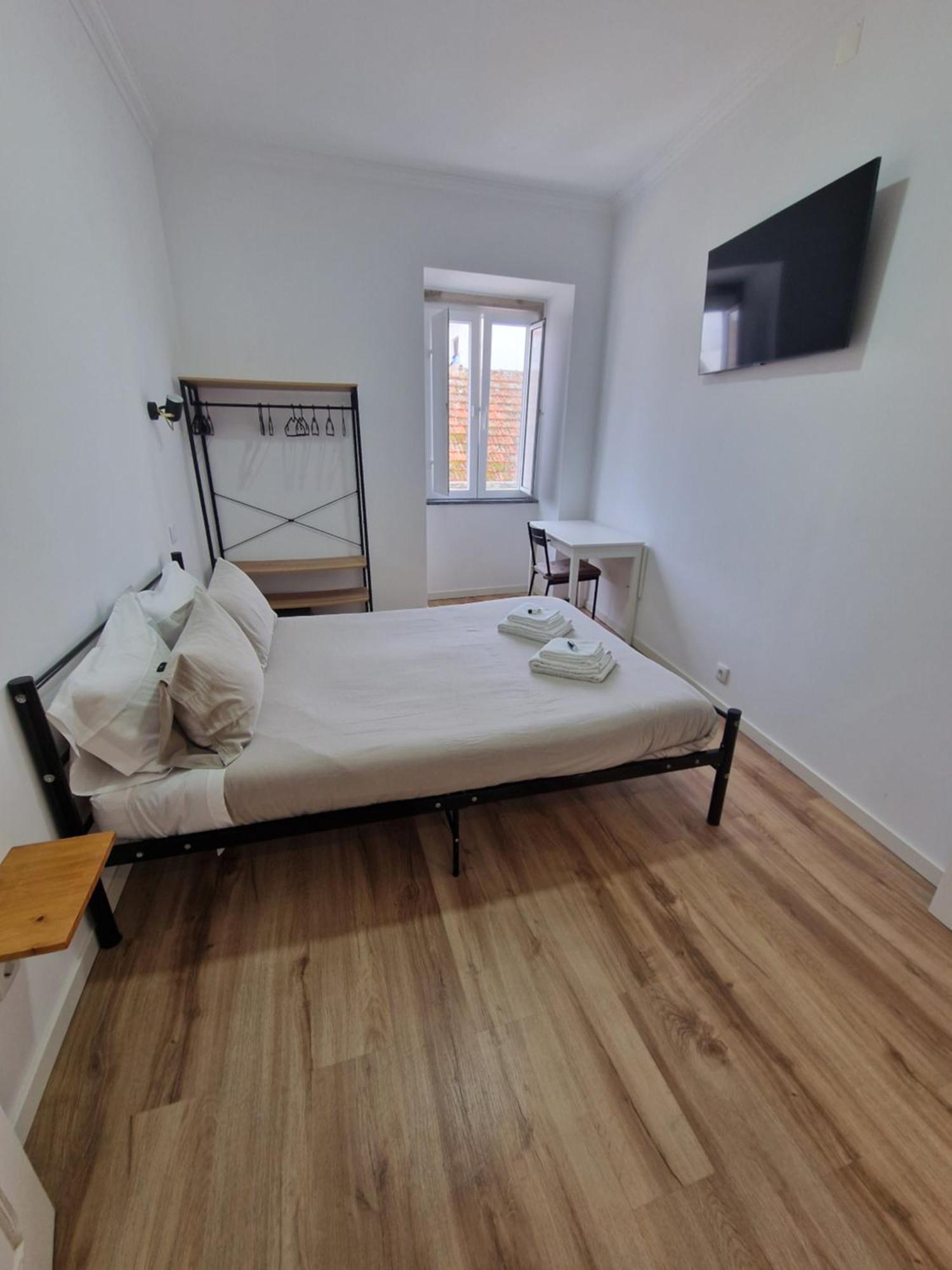 Wolley - Peniche Guesthouse Exterior foto
